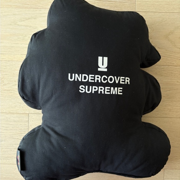 Supreme x Undercover Black Bear Pillow S/S15 - Picture 2 of 3